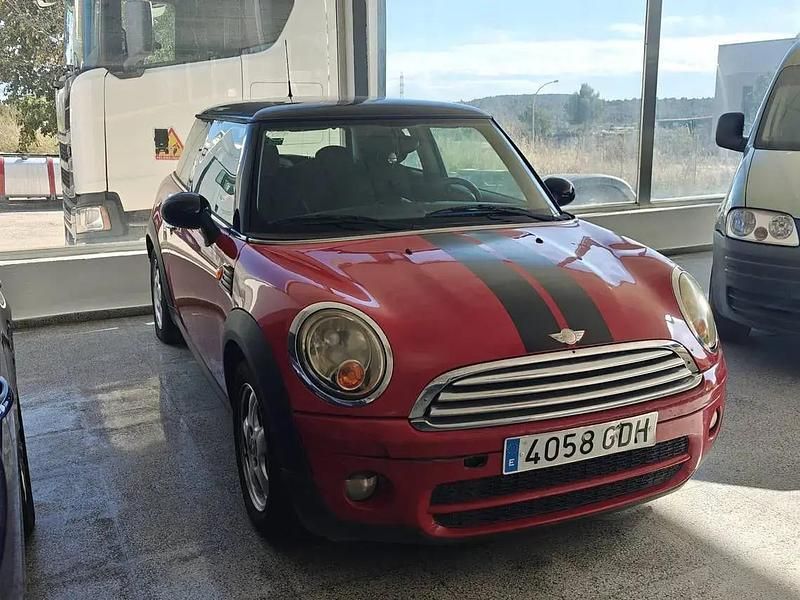 Käytetty Mini Cooper D 110 HP (80 kW) 2008 Punainen Viistoperä
