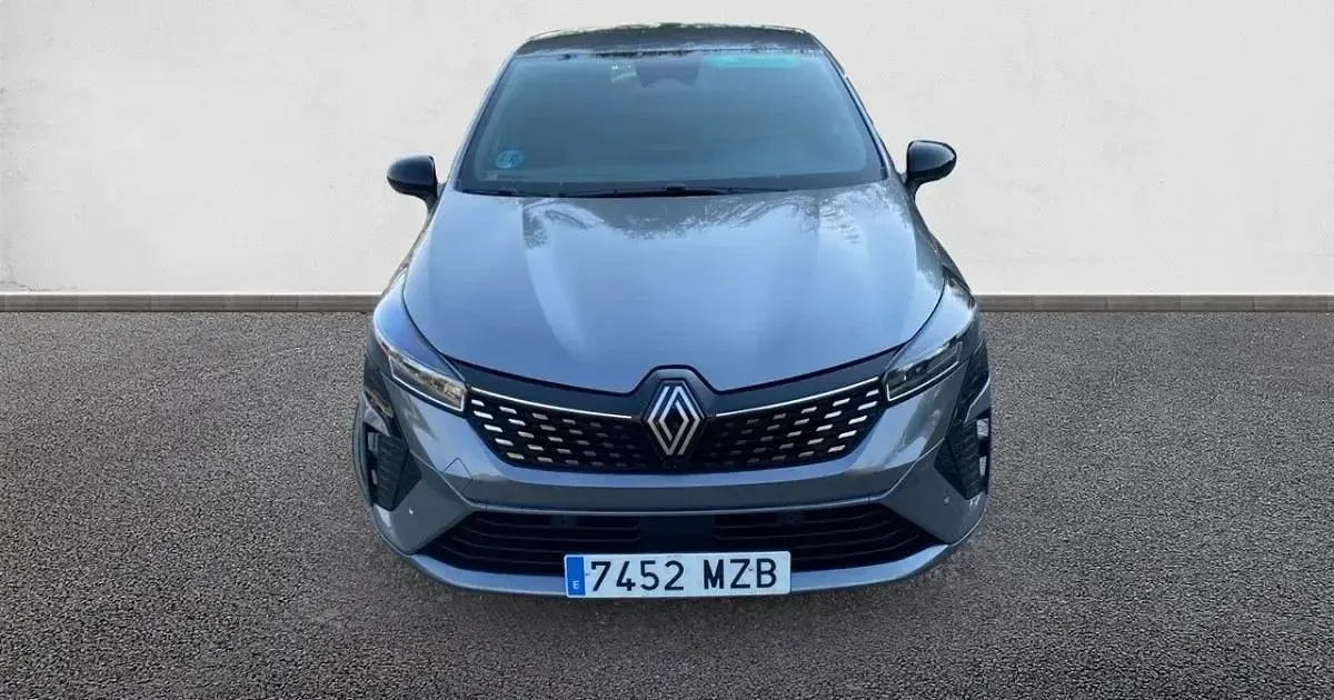 Usado Renault Clio Techno 100 CV (73 kW) 2025 Utilitario
