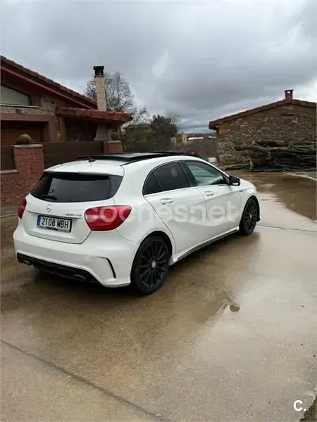 Usado Mercedes A200 AMG line 136 CV (100 kW) 2013 Blanco Berlina