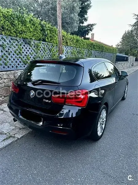 Usado BMW 118 Comfort Edition 143 CV (105 kW) 2015 Negro Utilitario