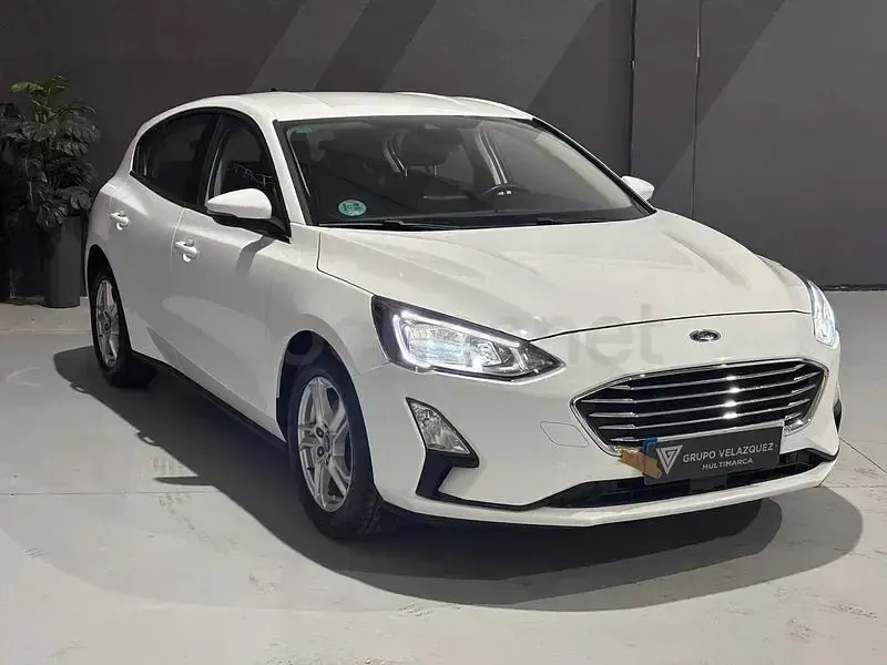 Usado Ford Focus Trend+ 120 CV (88 kW) 2022 Blanco Berlina