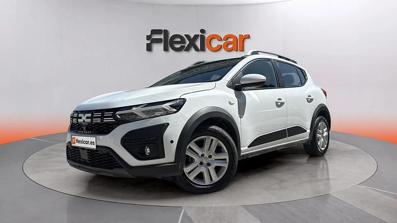 Begagnad Dacia Sandero Expression 91 HK (66 kW) 2024 Vit Halvkombi