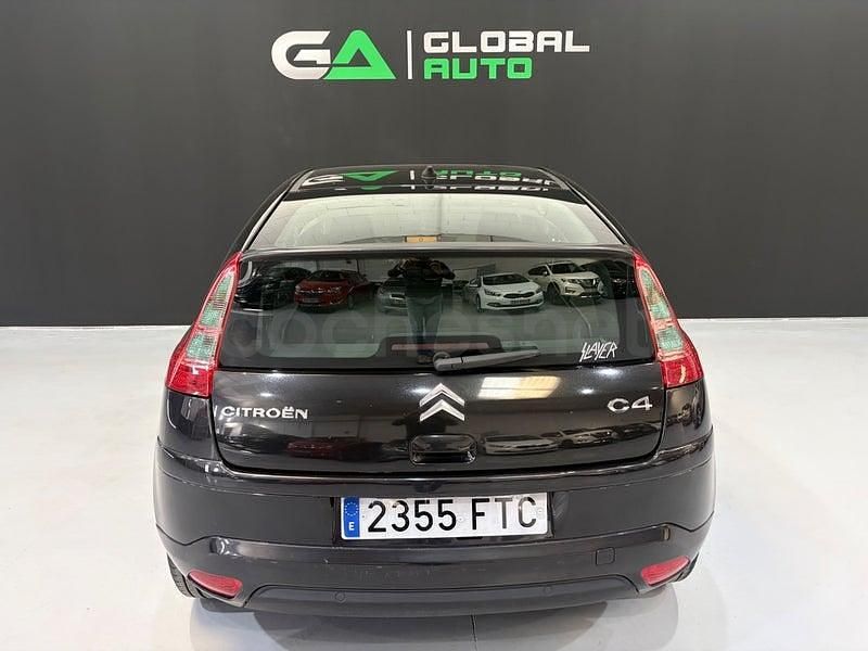 Begagnad Citroën C4 110 HK (80 kW) 2007 Svart Sedan