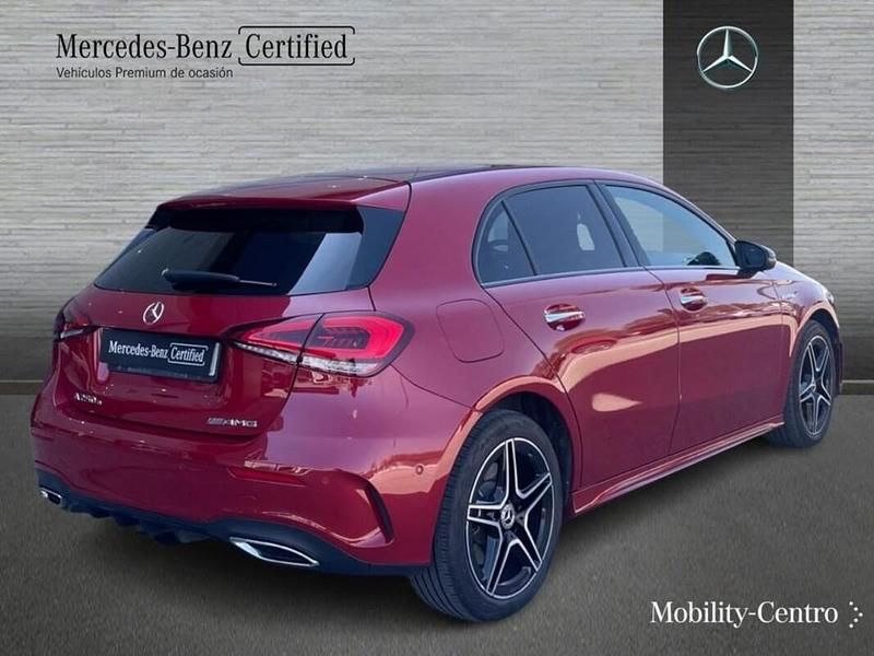 Usado Mercedes A250 AMG line 218 CV (160 kW) 2022 Patagonia red  metallic paint
