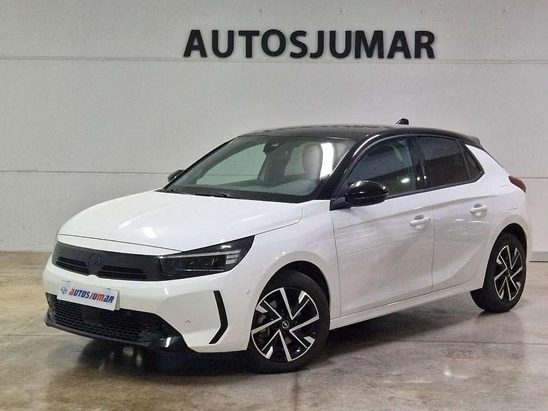 Blanco Usado 2024 Opel Corsa Utilitario | 14.900 € (Un poco caro) - Imagen 1/4