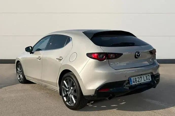 Usado Mazda 3 122 CV (89 kW) 2022 Gris Berlina