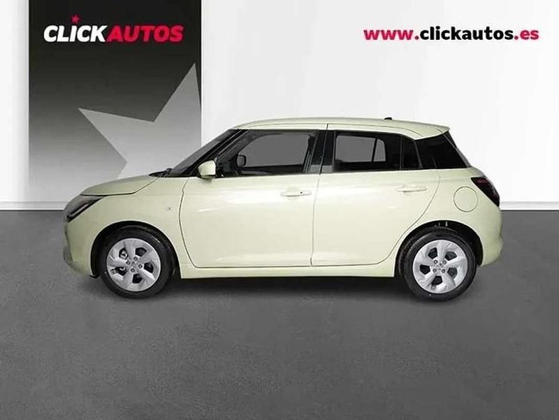 Usado Suzuki Swift 83 CV (61 kW) 2025 Amarillo Utilitario