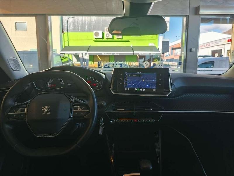 Usado Peugeot 2008 Active 110 CV (80 kW) 2021 Blanco SUV