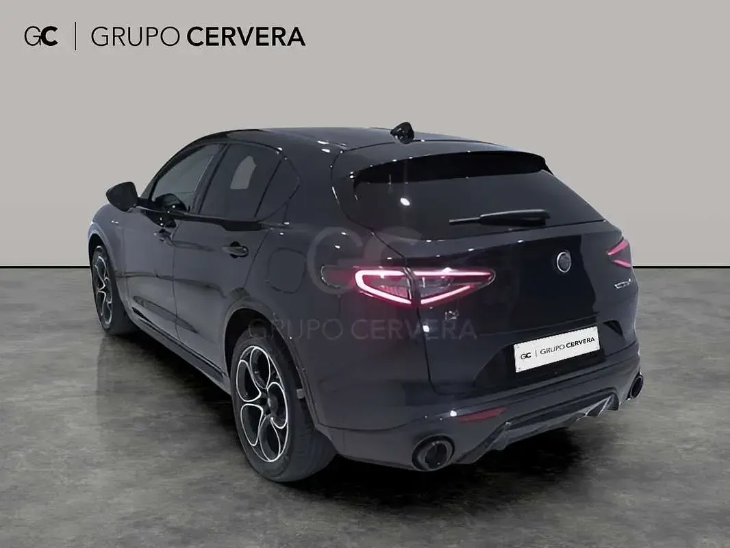 Nuevo Alfa Romeo Stelvio Veloce 209 CV (153 kW) 2026 Negro SUV
