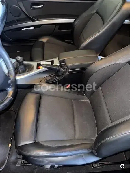 Usado BMW 320 177 CV (130 kW) 2010 Negro Coupe