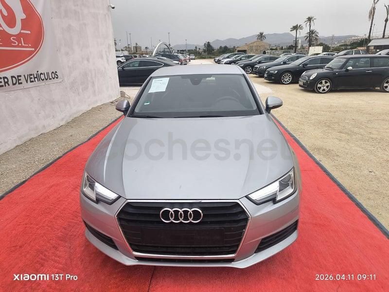 Usado Audi A4 Design 150 CV (110 kW) 2017 Gris / plata Berlina