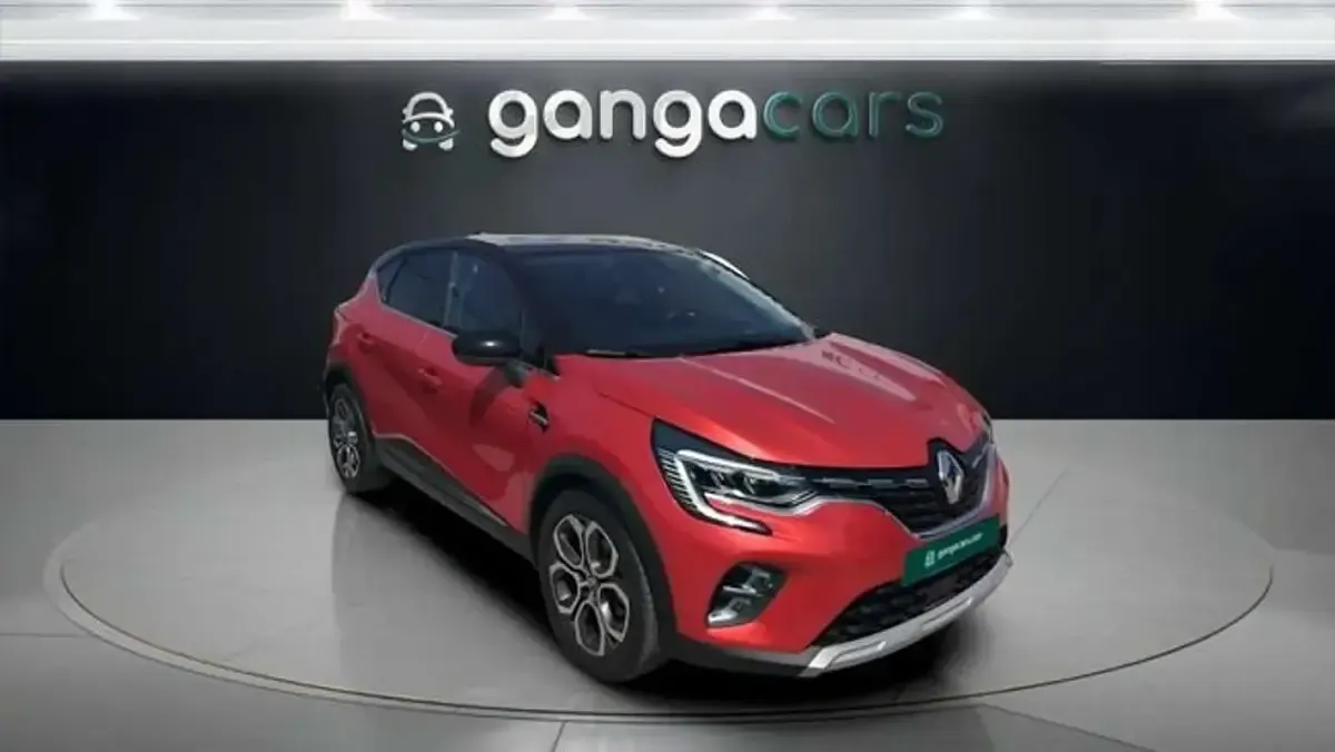 Usado Renault Captur Zen 91 CV (66 kW) 2023 Rojo SUV