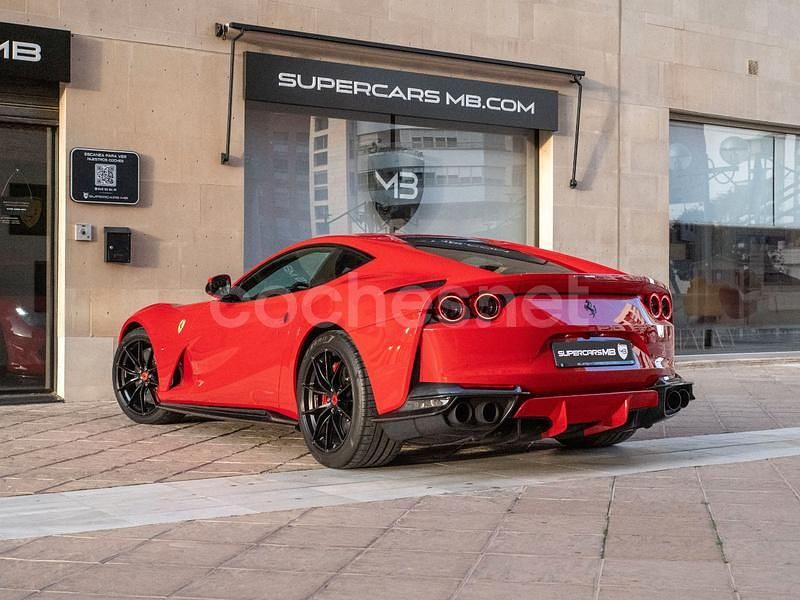 Usado Ferrari 812 800 CV (588 kW) 2018 Rojo Coupe