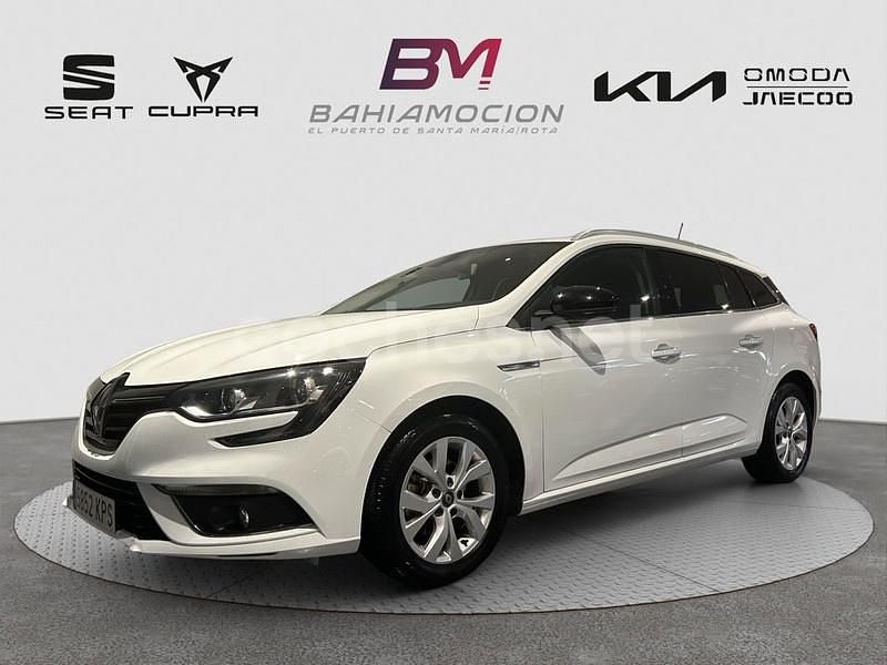 Usado Renault Mégane GrandTour LIMITED 130 CV (95 kW) 2018 Blanco Familiar