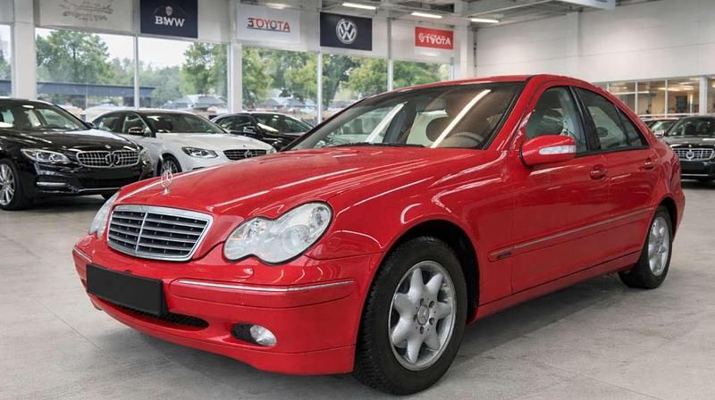 Rojo Usado 2002 Mercedes C180 Elegance Berlina | 5990 € (Precio justo) - Imagen 1/4