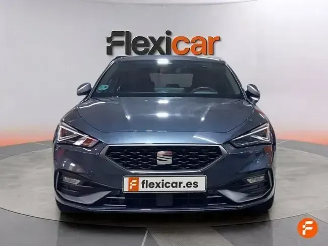 Usado Seat Leon FR 150 CV (110 kW) 2025 Gris Berlina
