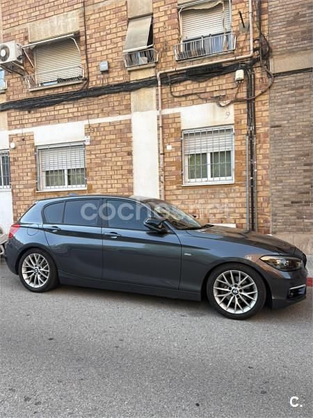 Usado BMW 120 Urban Line 177 CV (130 kW) 2015 Gris / plata Utilitario