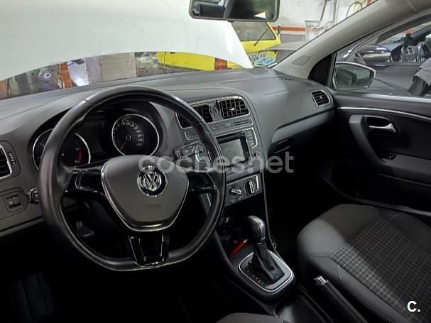 Usado VW Polo Sportline 90 CV (66 kW) 2016 Blanco Berlina