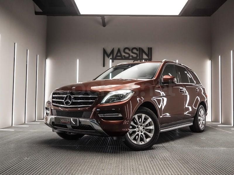 Usado Mercedes ML350 306 CV (225 kW) 2014 Granate SUV