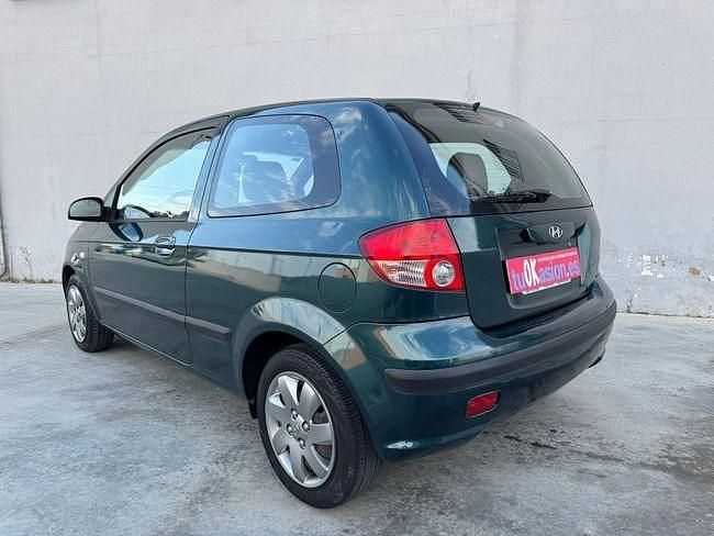 Usado Hyundai Getz GLS 65 CV (47 kW) 2003 Verde Utilitario