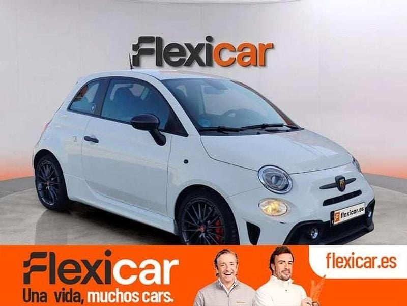 Usado Abarth 695 180 CV (132 kW) 2022 Blanco Utilitario