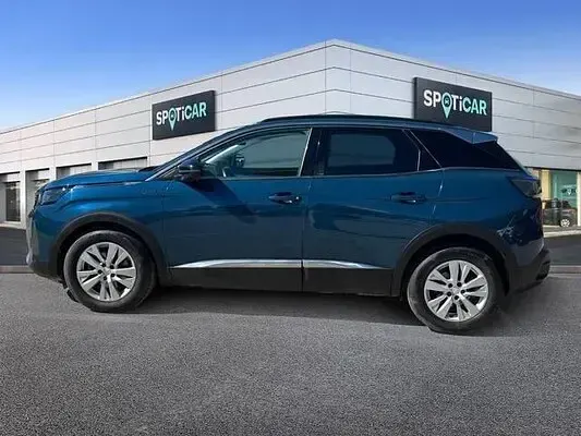 Usado Peugeot 3008 Active 130 CV (95 kW) 2021 Azul SUV