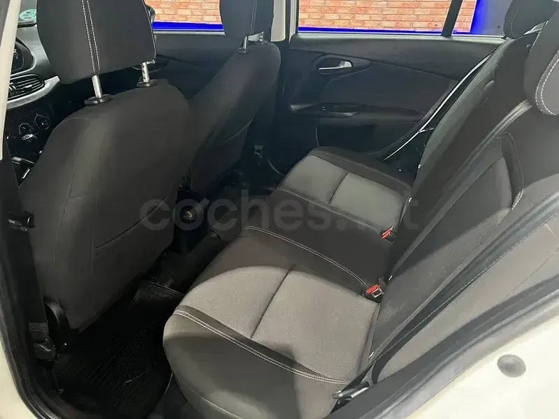 Occasion Fiat Tipo Business 120 PK (88 kW) 2020 Wit Sedan