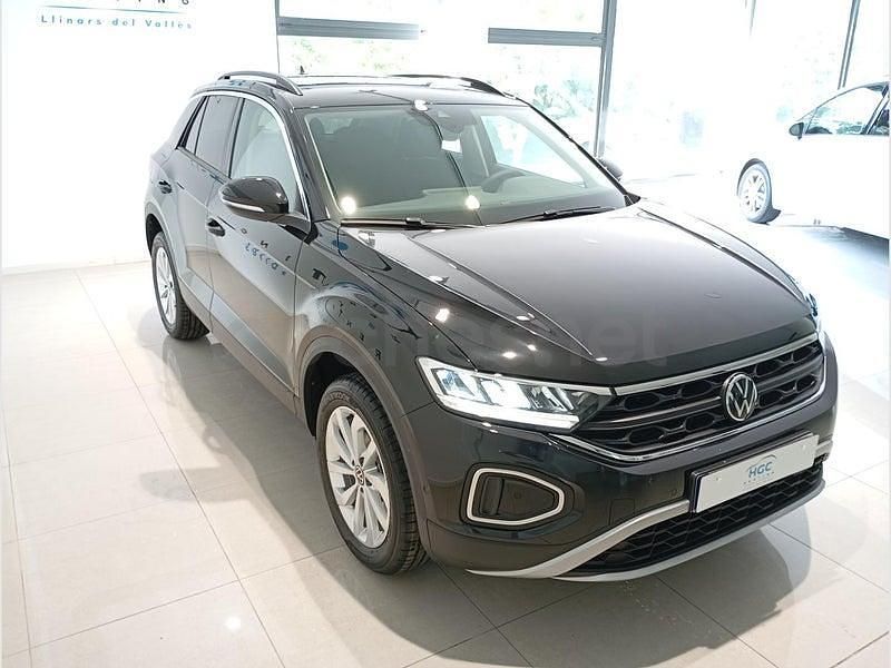 Usado VW T-Roc 150 CV (110 kW) 2025 Negro SUV