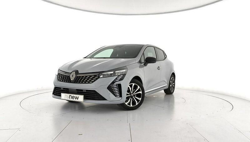 Usado Renault Clio V Techno 145 CV (106 kW) 2025 Gris Berlina