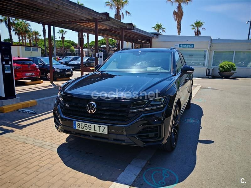 Negro Usado 2021 VW Touareg R SUV | 61.000 € (Caro) - Imagen 1/4