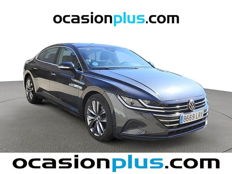 Usado VW Arteon 150 CV (110 kW) 2021 Gris / plata Berlina