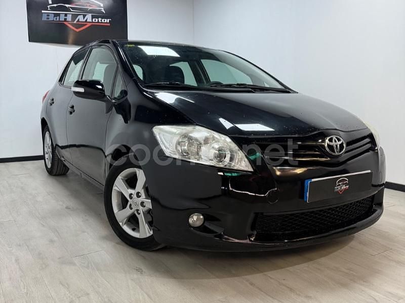 Usado Toyota Auris Edition 132 CV (97 kW) 2011 Negro Berlina