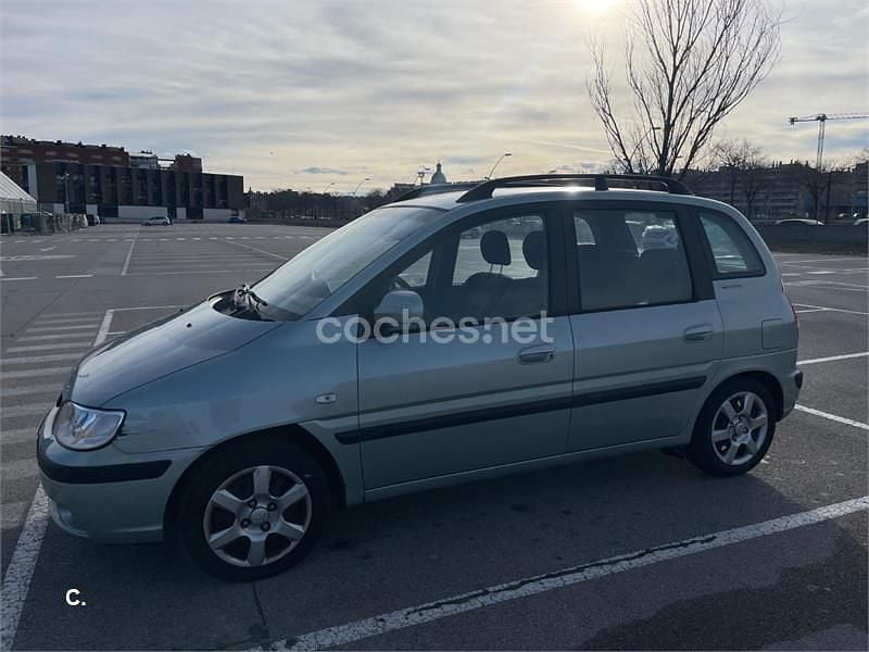 Usado Hyundai Matrix GLS 110 CV (80 kW) 2007 Verde Monovolumen