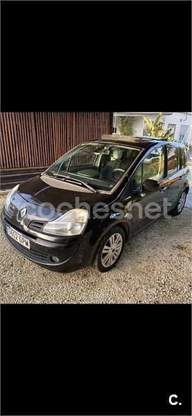 Usado Renault Grand Modus Exception 100 CV (73 kW) 2009 Negro Monovolumen