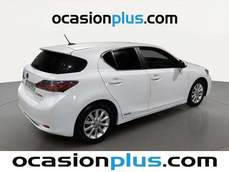 Usado Lexus CT200h 136 CV (100 kW) 2014 Blanco Utilitario