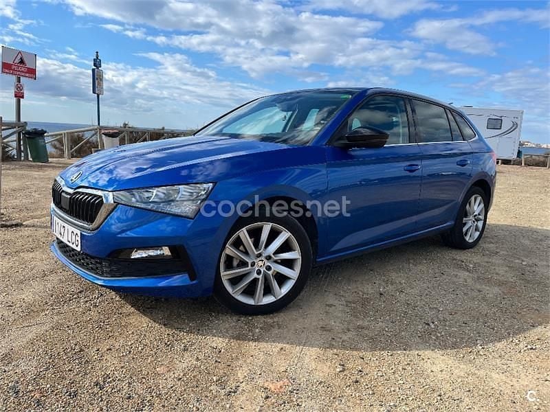 Usado Skoda Scala Style 150 CV (110 kW) 2019 Azul Utilitario