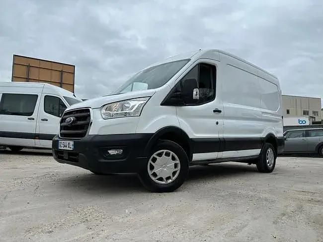 Usado Ford Transit 130 CV (95 kW) 2022 Blanco Berlina