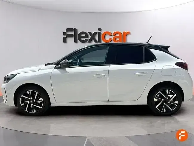 Usado Opel Corsa 100 CV (73 kW) 2024 Blanco Utilitario