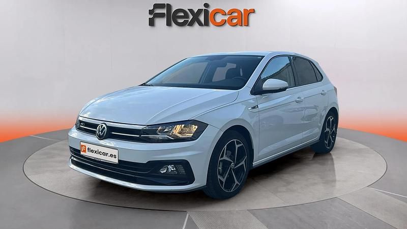 Usado VW Polo R-line 110 CV (80 kW) 2020 Blanco Utilitario