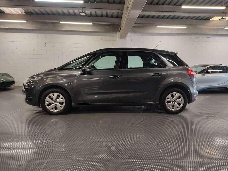 Usado Citroën Grand C4 Picasso Intensive+ 131 CV (96 kW) 2015 Plateado Monovolumen