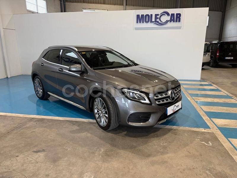 Gris / plata Usado 2020 Mercedes GLA180 SUV | 22.900 € (Precio justo) - Imagen 1/4