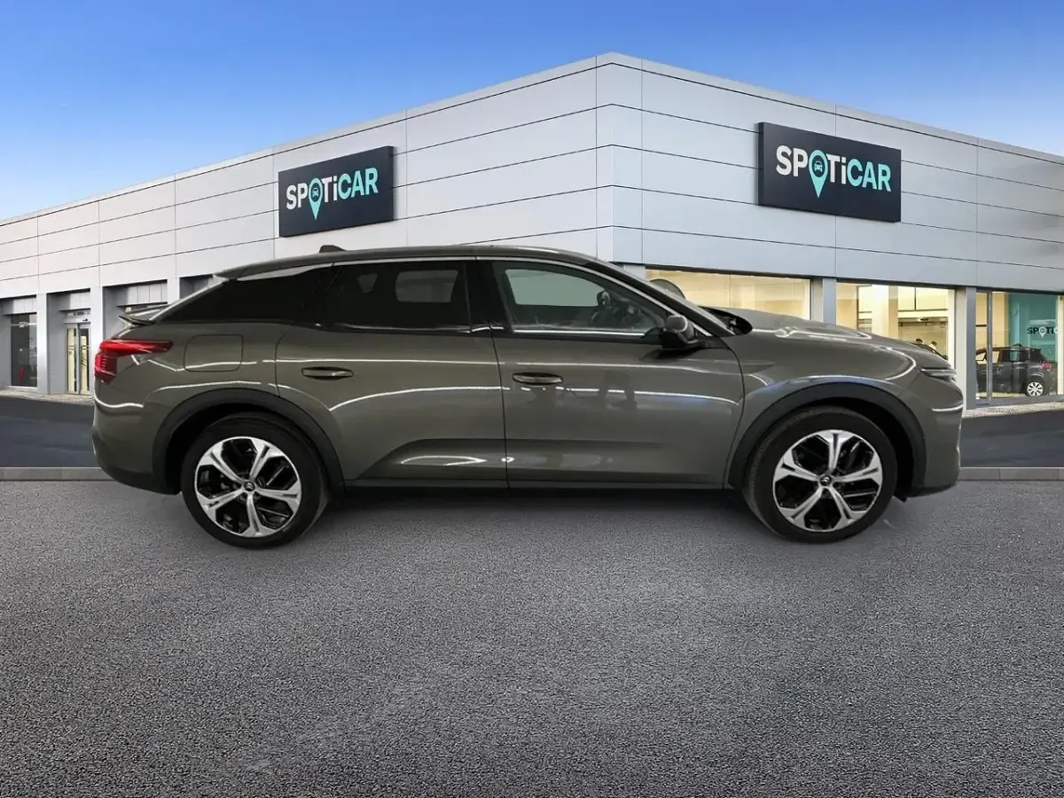 Usado Citroën C5 X Feel 130 CV (95 kW) 2022 Gris Familiar