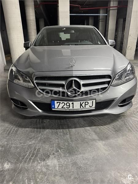 Gris / plata Usado 2014 Mercedes E200 Avantgarde Berlina | 18.500 € (Precio justo) - Imagen 1/4