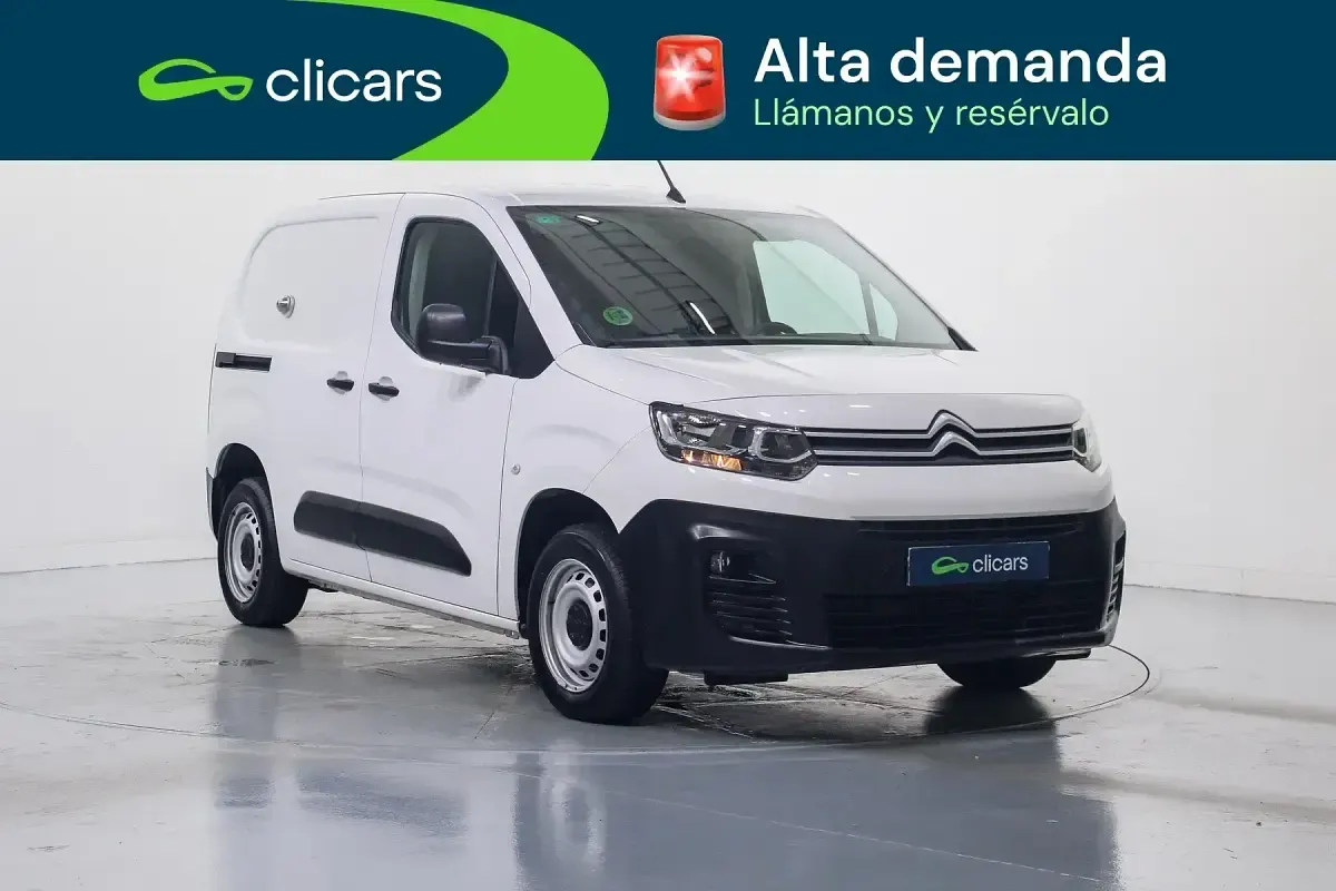 Usado Citroën Berlingo 75 CV (55 kW) 2021 Blanco Monovolumen