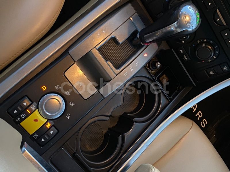 Usado Land Rover Range Rover HSE 272 CV (200 kW) 2009 Gris / plata SUV