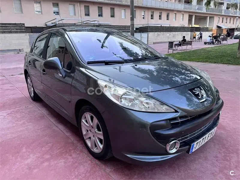 Usado Peugeot 207 Premium 120 CV (88 kW) 2007 Negro Berlina