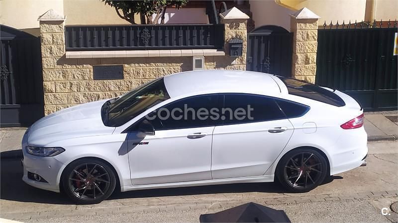 Usado Ford Mondeo Titanium 150 CV (110 kW) 2014 Blanco Berlina
