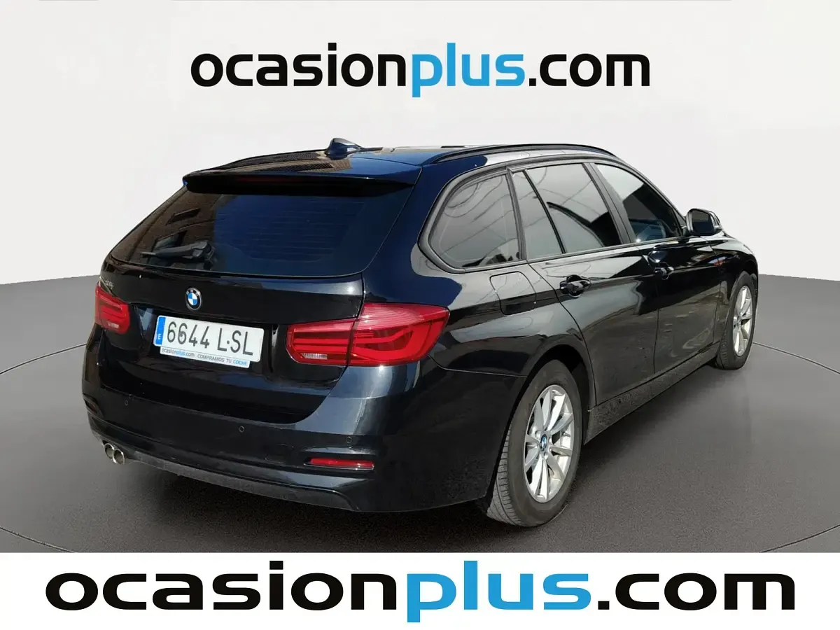 Usado BMW 320 190 CV (139 kW) 2018 Negro Familiar