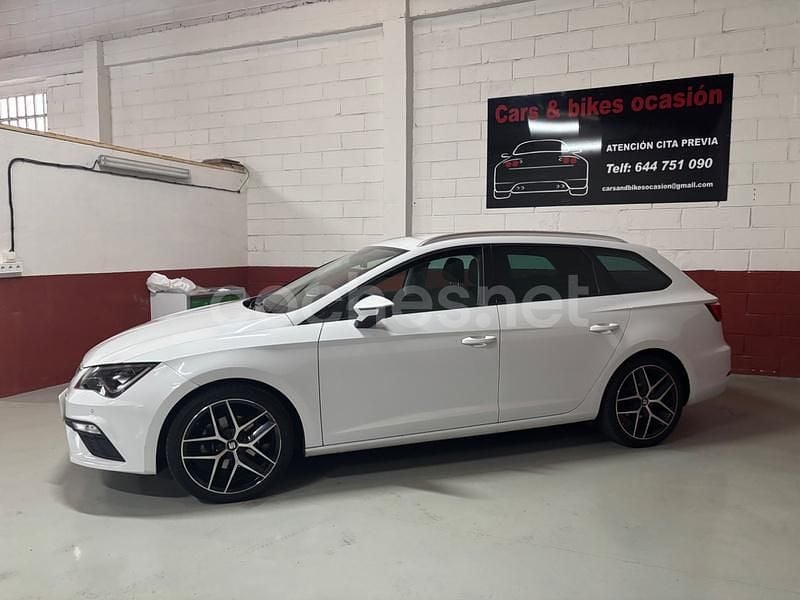 Usado Seat Leon FR 150 CV (110 kW) 2018 Blanco Familiar