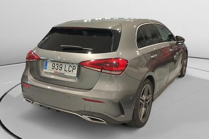 Usado Mercedes A180 AMG line 116 CV (85 kW) 2019